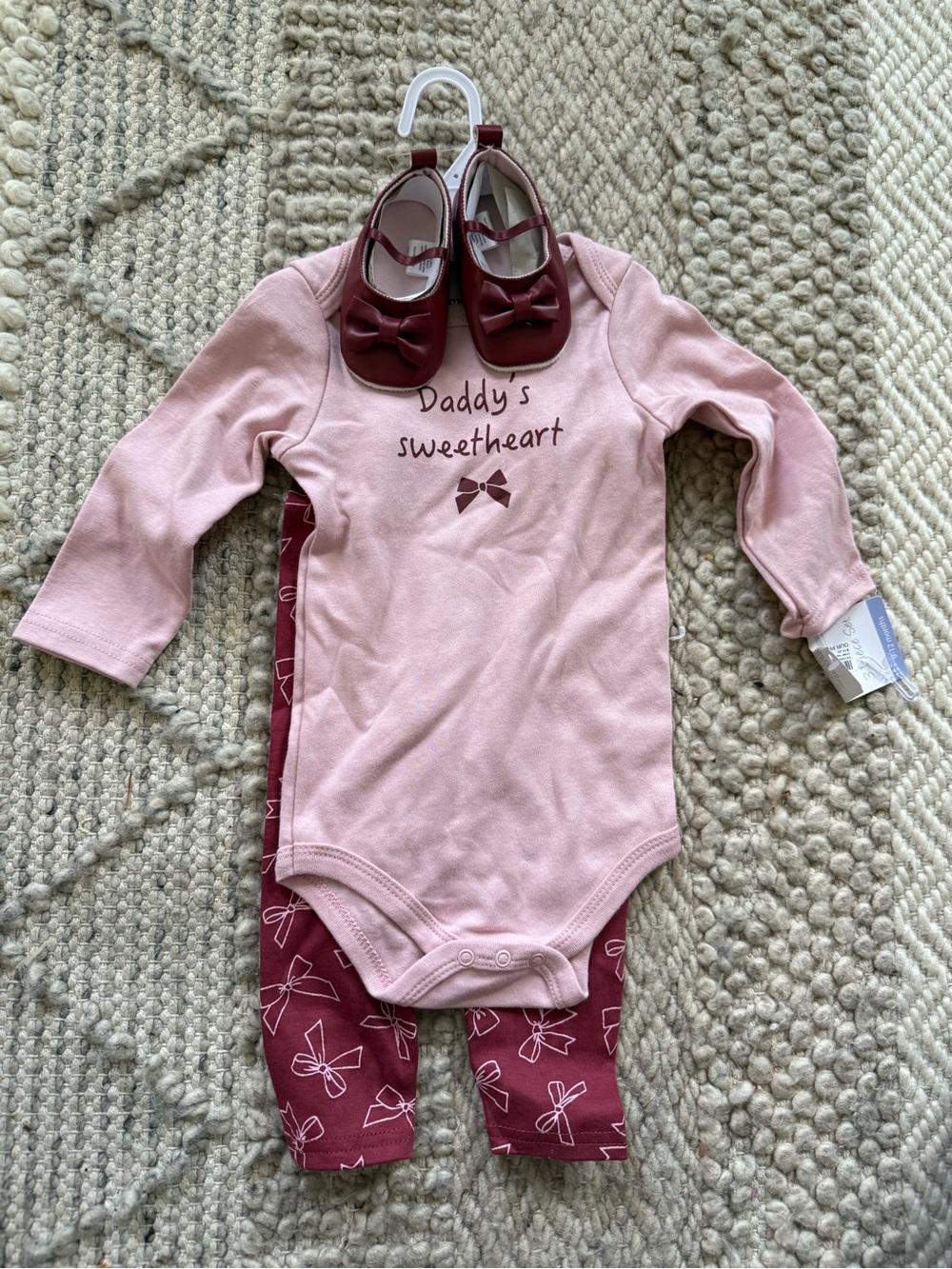 Hudson Baby Pink and Burgundy "Daddy's Sweetheart" 3-Piece Set 9-12 months nwt